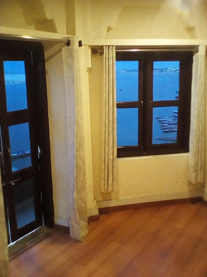 Ajay Guest House Varanasi Bagian luar foto