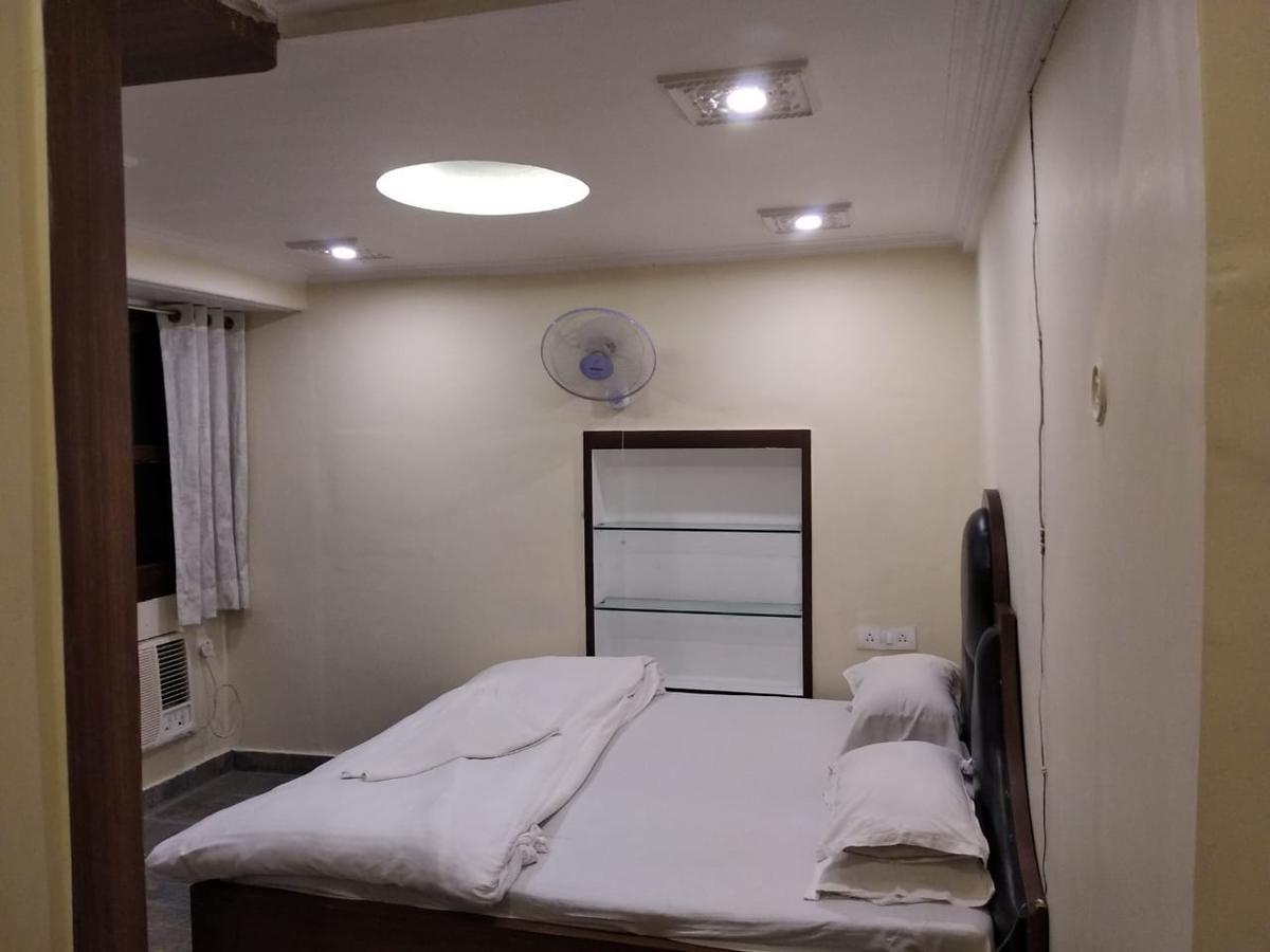 Ajay Guest House Varanasi Bagian luar foto