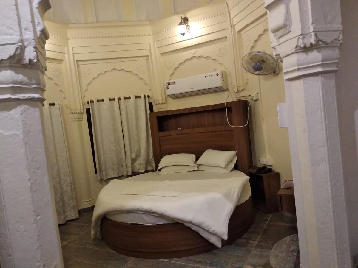 Ajay Guest House Varanasi Bagian luar foto