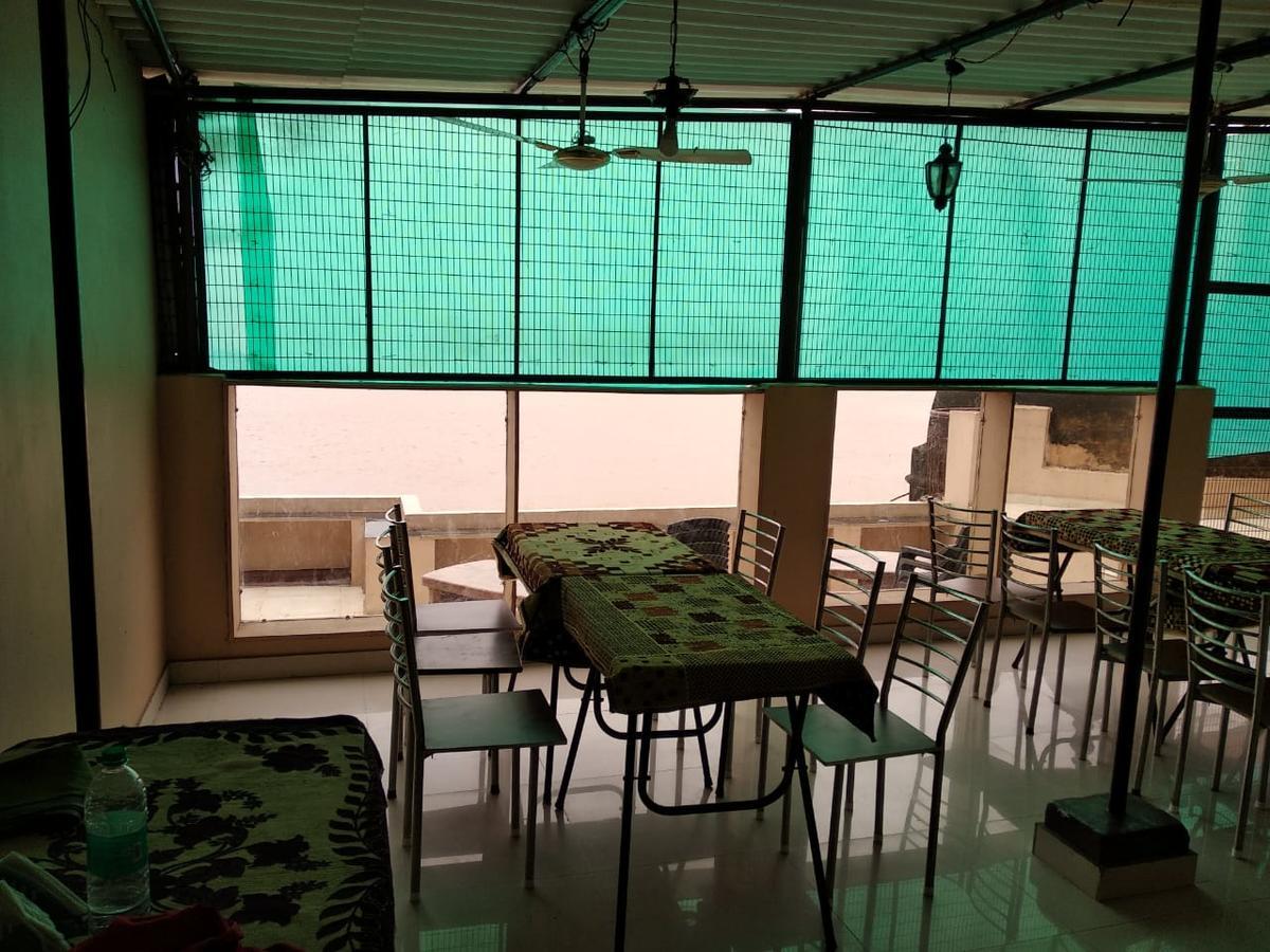 Ajay Guest House Varanasi Bagian luar foto